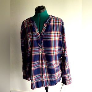 Tag is cut out. Pretty sure it’s a large